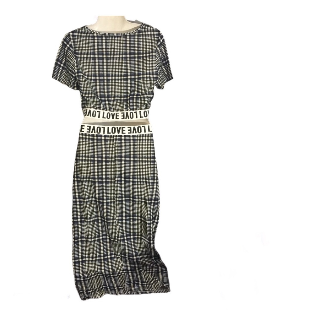 Love Plaid Skirt Set - Picture 2 of 6